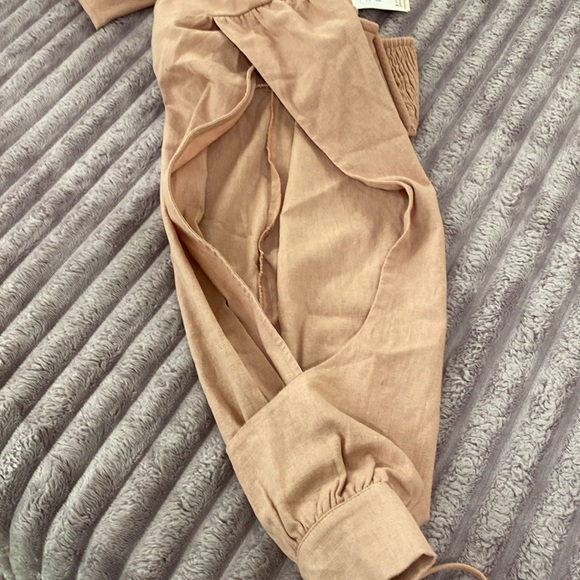 Brazilian cropped top with wrap bishop sleeves - Picture 10 of 11